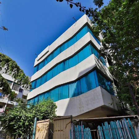 ואדודרה The Sky Imperial Hotel Yahvi מראה חיצוני תמונה